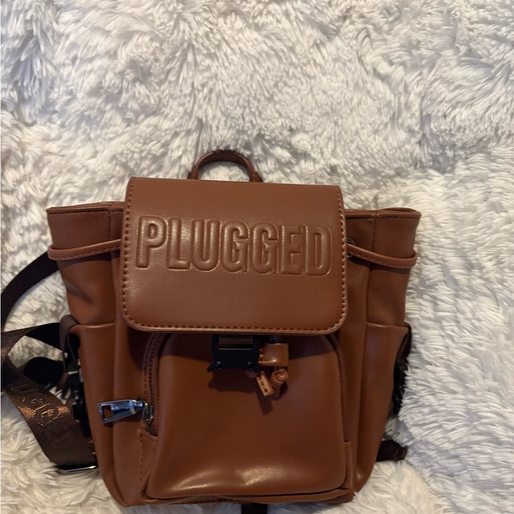 Women unbranded Plugged backpack